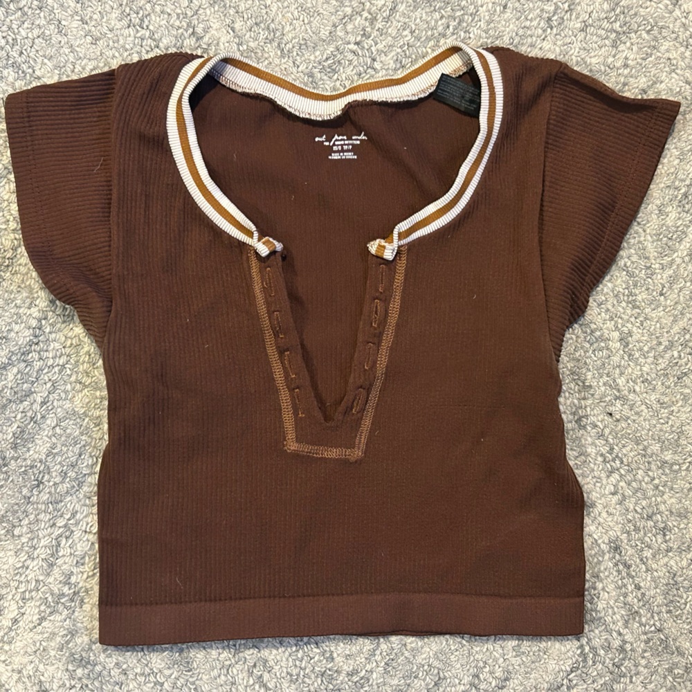 URBAN OUTFITTERS Brown Crop Top